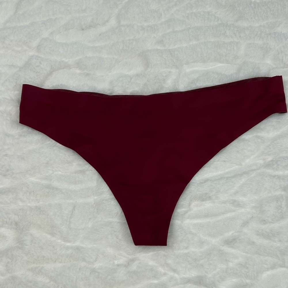 2008 Y2K Vintage Body by Victoria Victoria's Secret No Show Thong Panty M